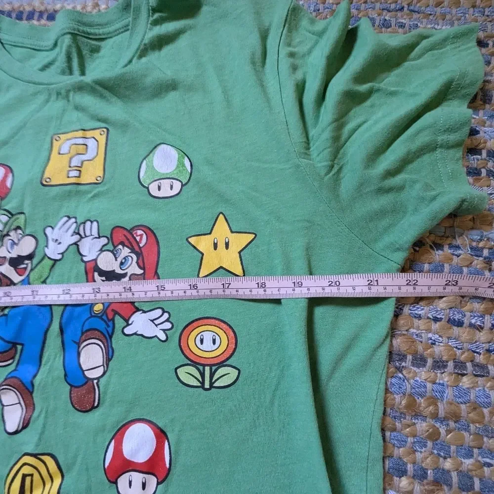 Nintendo Super Mario Bros. Green Graphic Tee XL Luigi Gamer Emo Grunge Retro